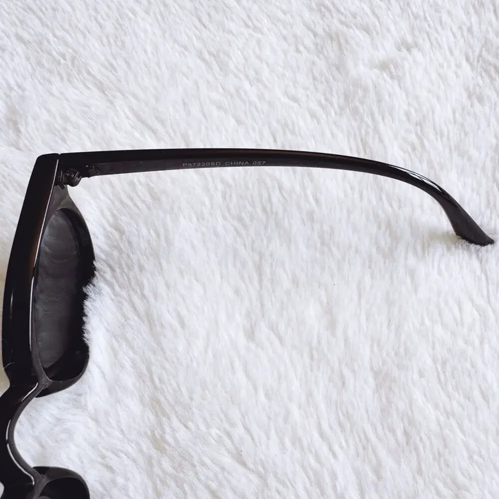 Paige Black Round Sunglasses